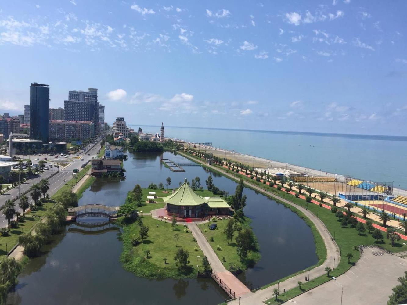 Apartment At The Seaside Batumi Zewnętrze zdjęcie