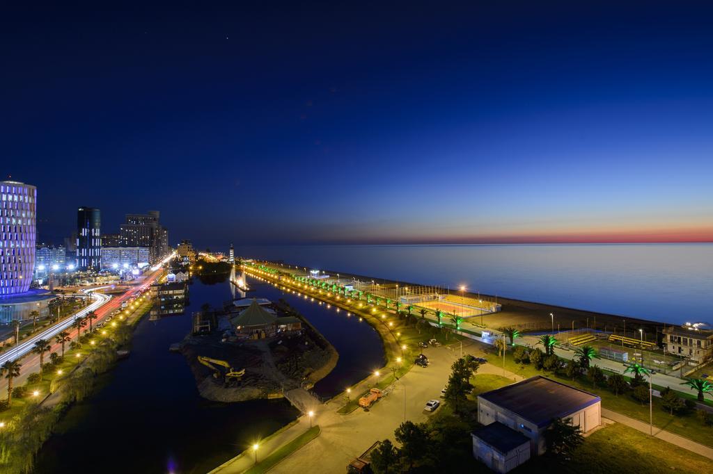 Apartment At The Seaside Batumi Zewnętrze zdjęcie